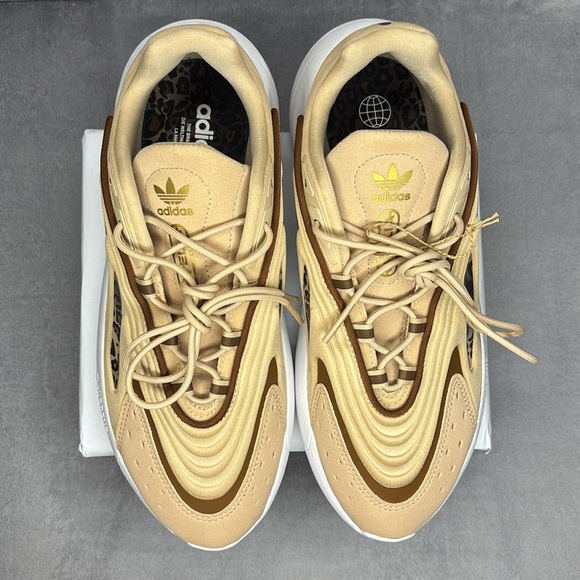 🔥🔥🔥 adidas Originals Ozelia sneakers with leopard stripes in beige Size: 10🔥🔥🔥 - Picture 10 of 10
